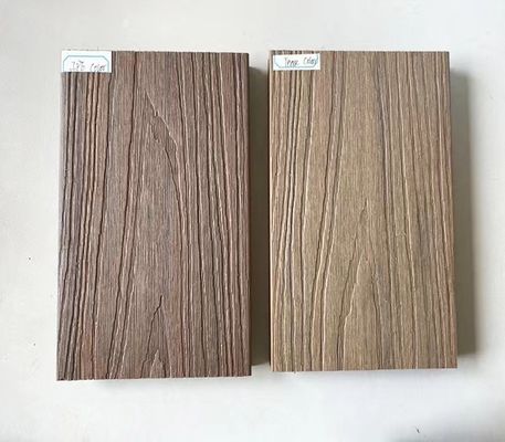 Anti Slip 146 X 22mm WPC Decking Boards Hollow ระเบียง Wpc Composite Decking 50mm